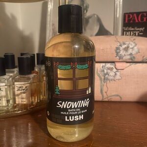 LUSH Snowing Bath Oil - Christmas Exclusive